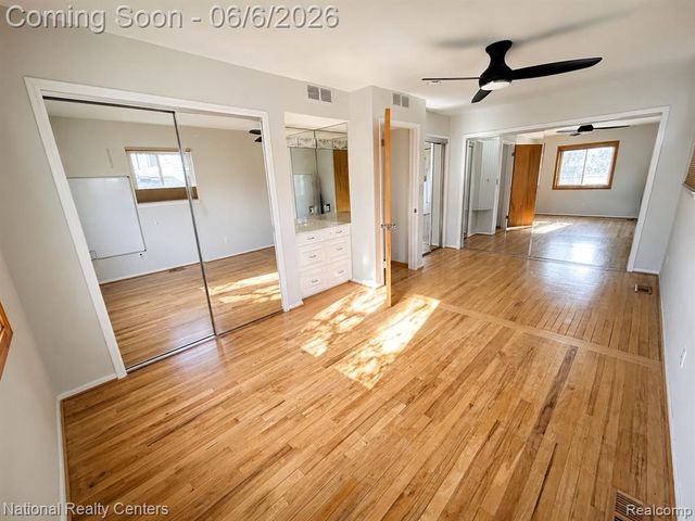 2182 Yorktown Drive, Ann Arbor, MI 48105