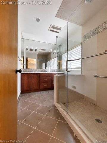 2182 Yorktown Drive, Ann Arbor, MI 48105