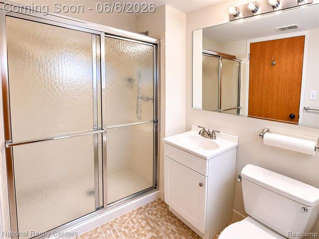 2182 Yorktown Drive, Ann Arbor, MI 48105