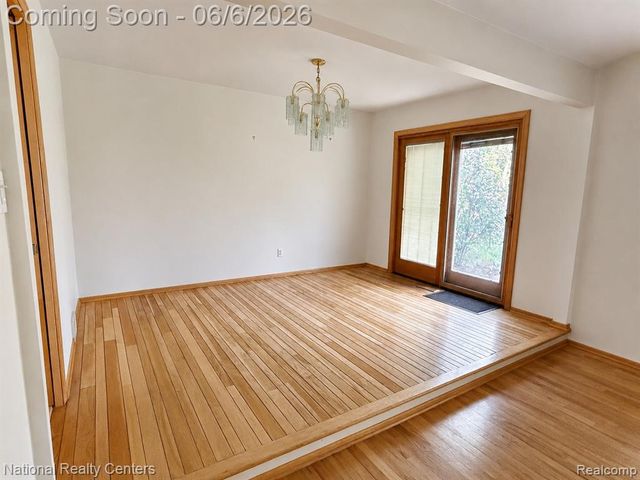 2182 Yorktown Drive, Ann Arbor, MI 48105