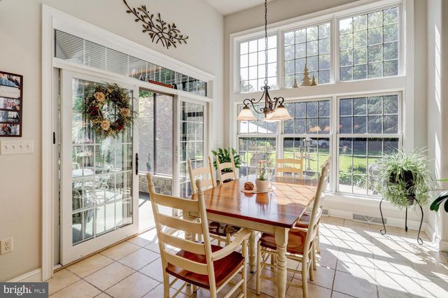 314 DEERFIELD DR, East Earl, PA 17519