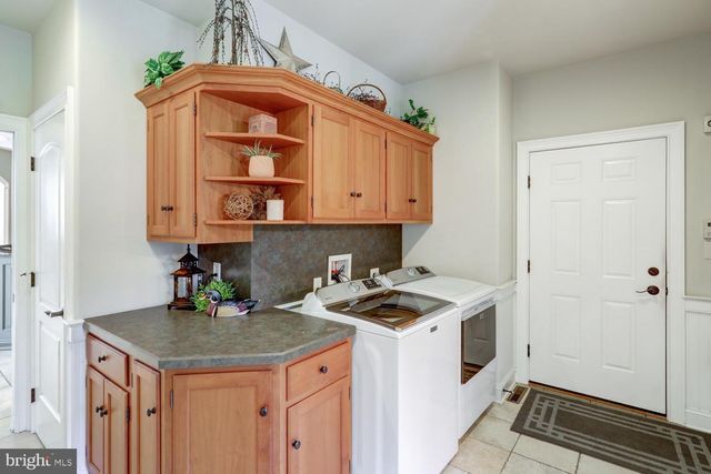 314 DEERFIELD DR, East Earl, PA 17519