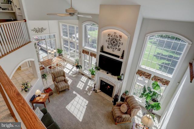 314 DEERFIELD DR, East Earl, PA 17519