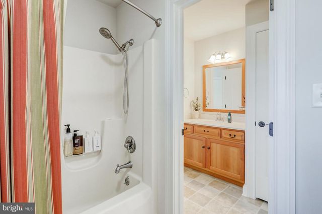 314 DEERFIELD DR, East Earl, PA 17519