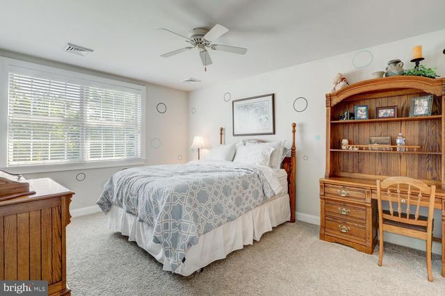 314 DEERFIELD DR, East Earl, PA 17519