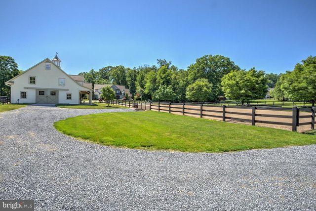 314 DEERFIELD DR, East Earl, PA 17519