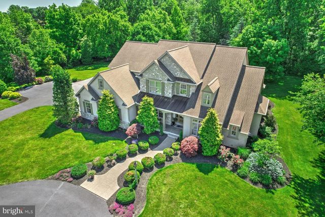 314 DEERFIELD DR, East Earl, PA 17519