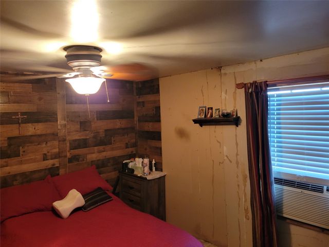 1205 Melwood Avenue, Brownwood, TX 76801