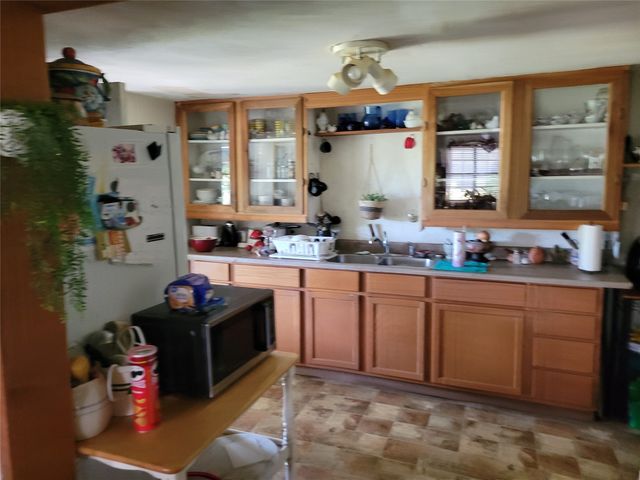 1205 Melwood Avenue, Brownwood, TX 76801