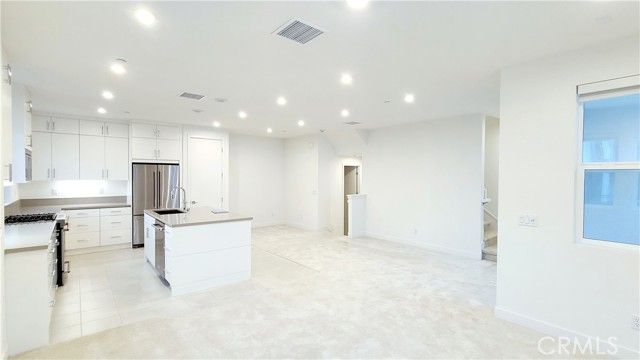 2502 Everly Ct, San Diego, CA 92108