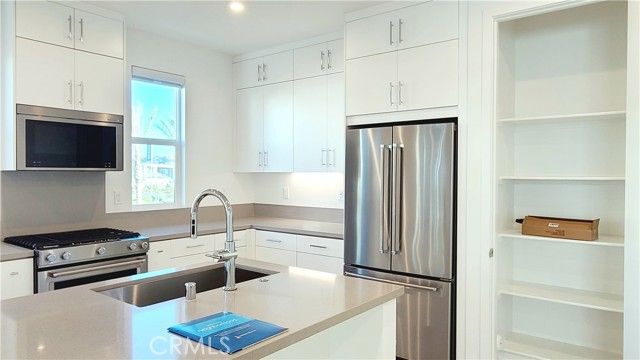 2502 Everly Ct, San Diego, CA 92108