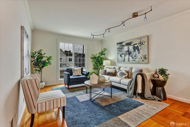 1947 35th Avenue, San Francisco, CA 94116