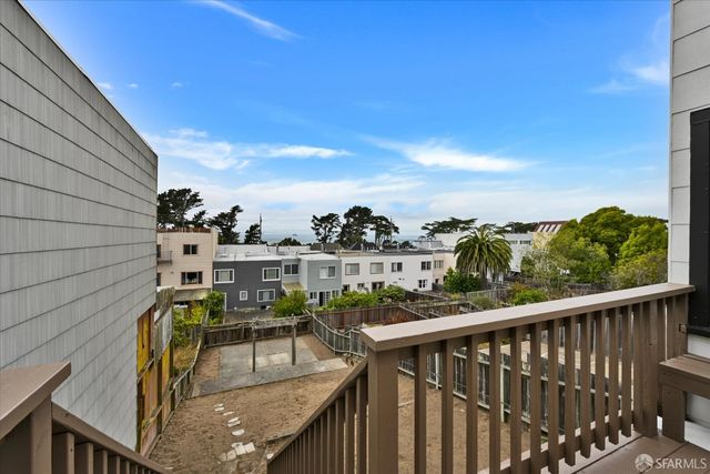 1947 35th Avenue, San Francisco, CA 94116