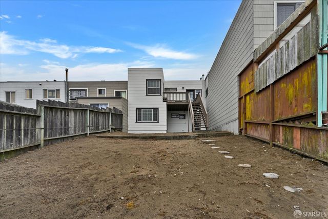 1947 35th Avenue, San Francisco, CA 94116