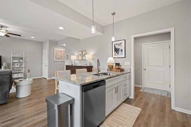 9107 SW 2nd Street, Blue Springs, MO 64064
