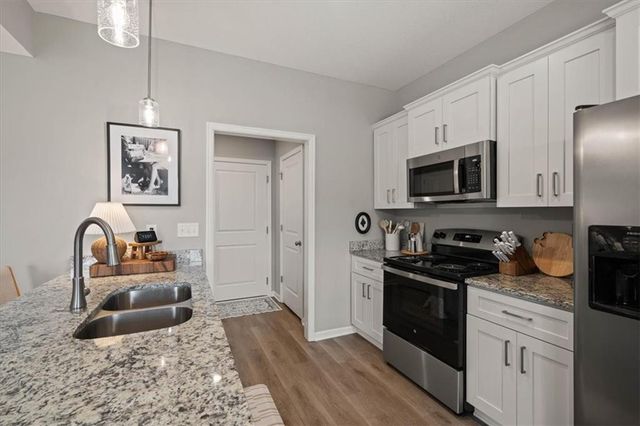 9107 SW 2nd Street, Blue Springs, MO 64064