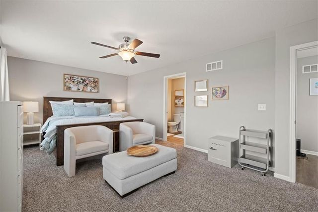 9107 SW 2nd Street, Blue Springs, MO 64064