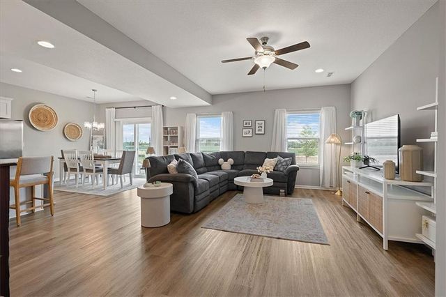 9107 SW 2nd Street, Blue Springs, MO 64064