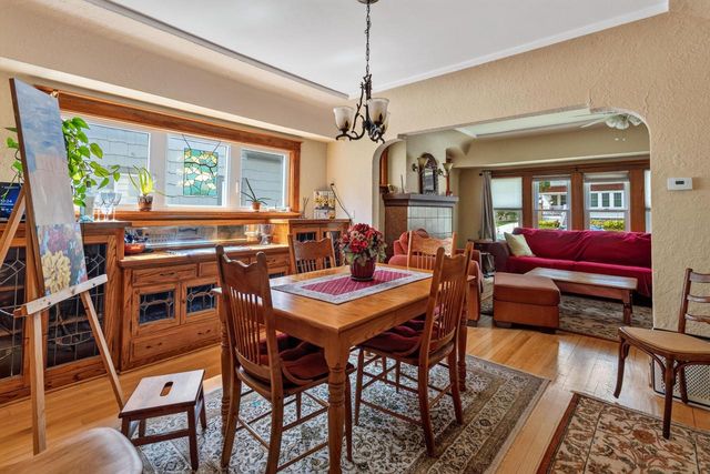 5674 N 37th STREET, Milwaukee, WI 53209