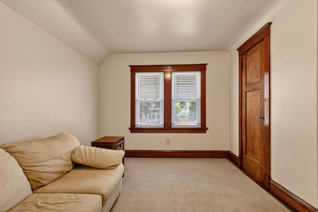 5674 N 37th STREET, Milwaukee, WI 53209