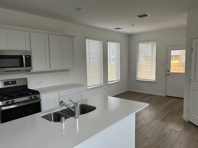 2517 Maplehurst Drive, Fort Worth, TX 76179