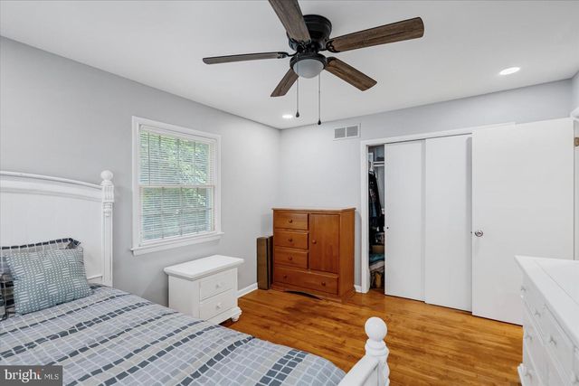 9711 MAGLEDT RD, Parkville, MD 21234
