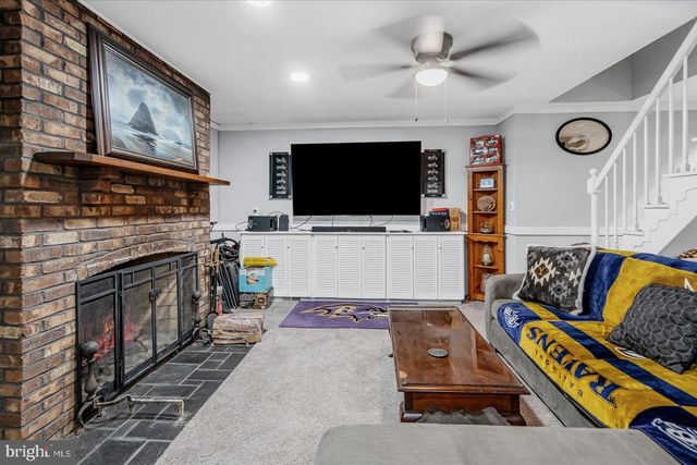 9711 MAGLEDT RD, Parkville, MD 21234