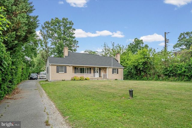9711 MAGLEDT RD, Parkville, MD 21234