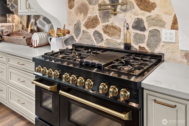 115 Stoneywood Lane, Mossyrock, WA 98564