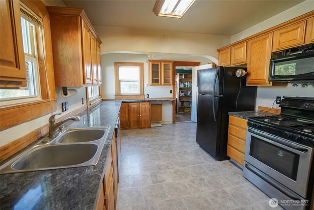 724 134th Street S, Tacoma, WA 98444
