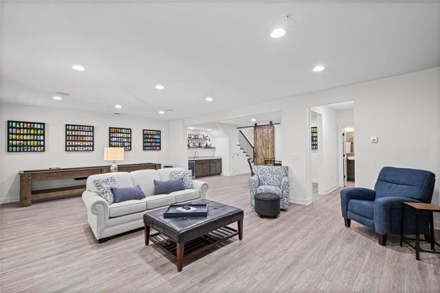 340 Banbury Crossing, Alpharetta, GA 30009