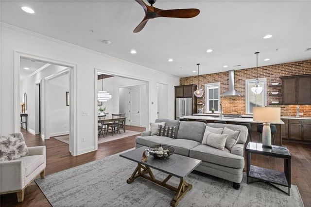 340 Banbury Crossing, Alpharetta, GA 30009