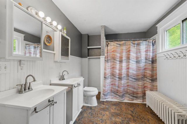 1215 GRAND STREET, Oshkosh, WI 54901