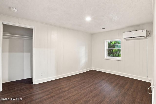 1205 Lincoln Street SE, Wilson, NC 27893