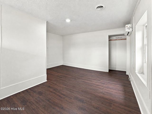 1205 Lincoln Street SE, Wilson, NC 27893
