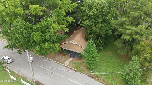 1205 Lincoln Street SE, Wilson, NC 27893