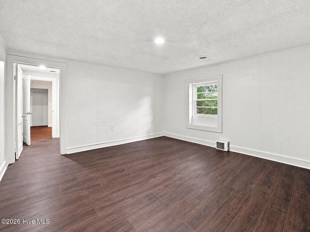 1205 Lincoln Street SE, Wilson, NC 27893