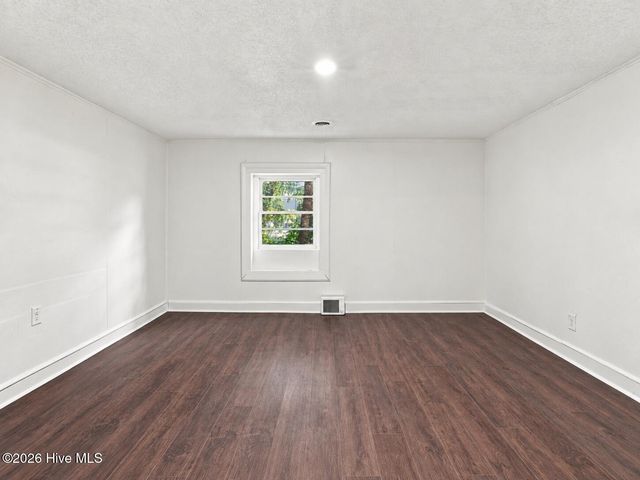1205 Lincoln Street SE, Wilson, NC 27893