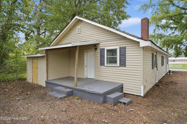 1205 Lincoln Street SE, Wilson, NC 27893