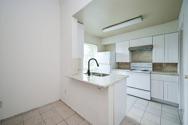 3900 Woodchase Drive 86, Houston, TX 77042