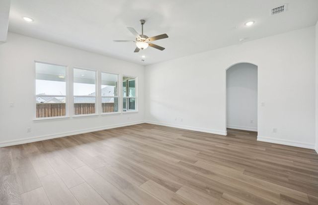 545 Carriage Hill Road, Midlothian, TX 76065