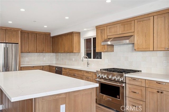 212 40th, Newport Beach, CA 92663