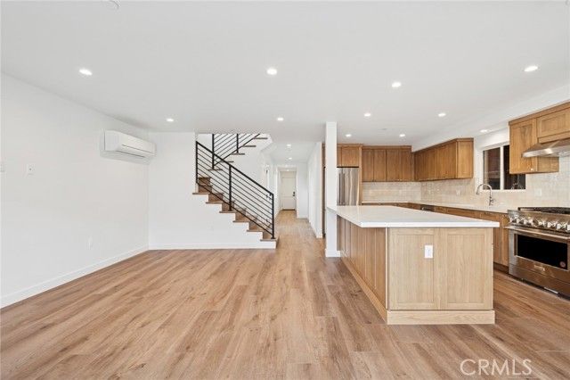 212 40th, Newport Beach, CA 92663