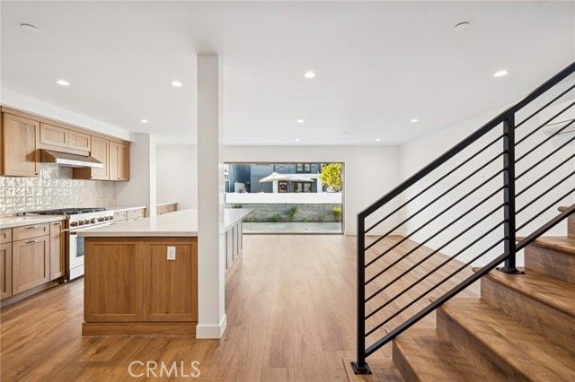 212 40th, Newport Beach, CA 92663