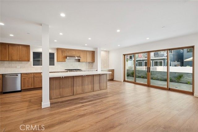 212 40th, Newport Beach, CA 92663