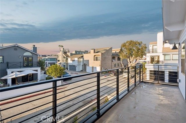 212 40th, Newport Beach, CA 92663