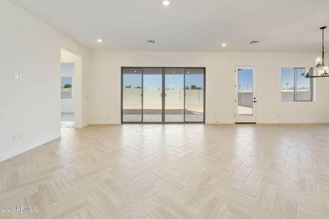 10135 S 51ST Lane, Laveen, AZ 85339