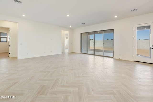 10135 S 51ST Lane, Laveen, AZ 85339