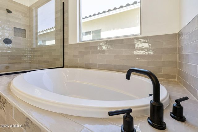 10135 S 51ST Lane, Laveen, AZ 85339