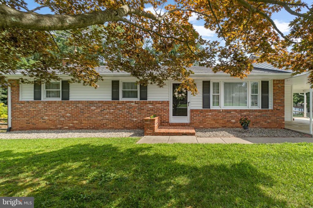 1518 WOODRIDGE LN, Sykesville, MD 21784